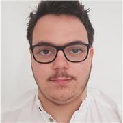 Étudiant en License prêt à aider quiconque en as besoin